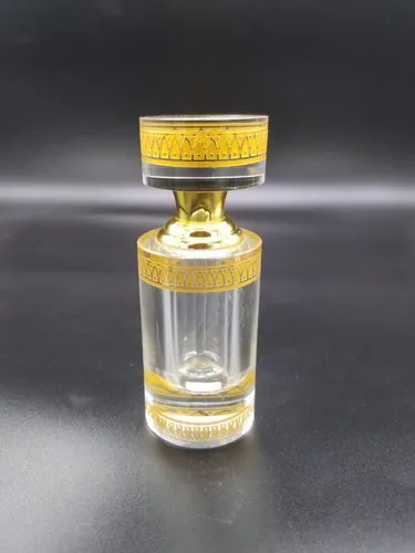 Luxury Crystal Glass Perfume Bottles with Gold Detailing 